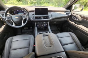 media-generation-moses-suburban-interior-front-0-3861d594-b50d-4bcb-9424-2f274f1117bc